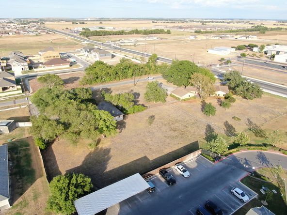 672 & 690 S Kowald Ln, New Braunfels, TX, 78130